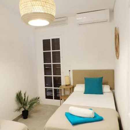 Isabel, Con Piscina, Restaurante Y Zona De Juegos Apartamento *